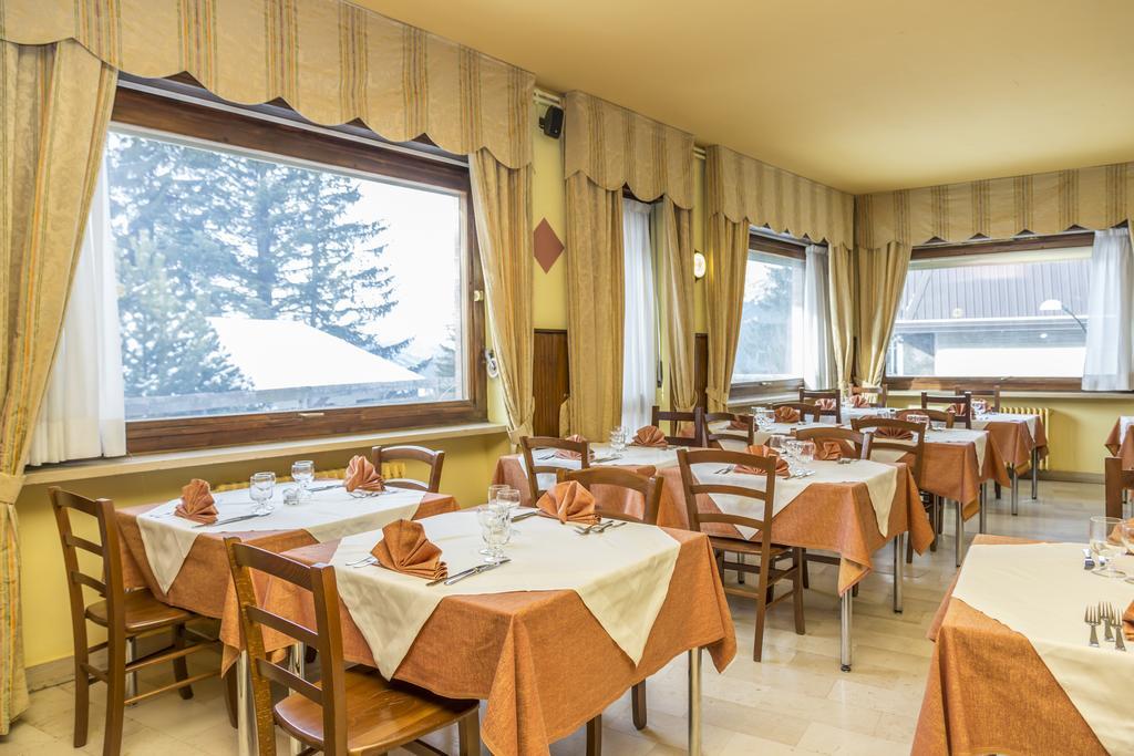 Hotel La Terrazza Соз-д'Улькс Екстер'єр фото